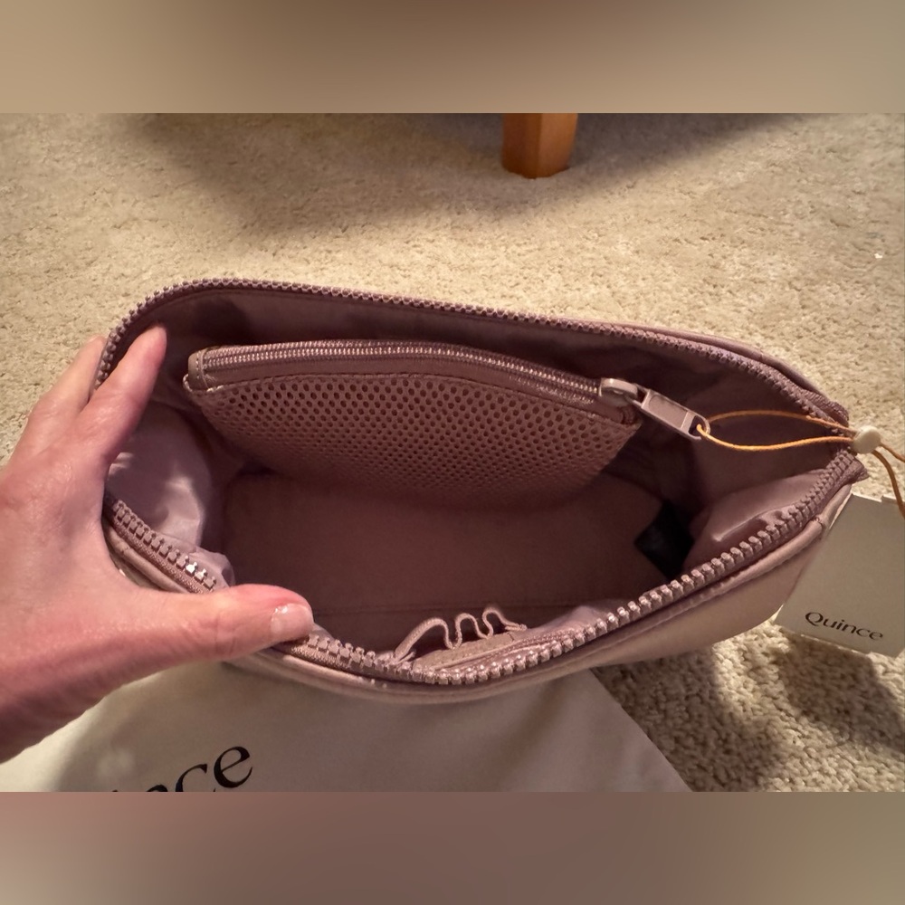 Quince Double-Zip Leather Cosmetic Pouch in Mauve - Picture 3 of 3